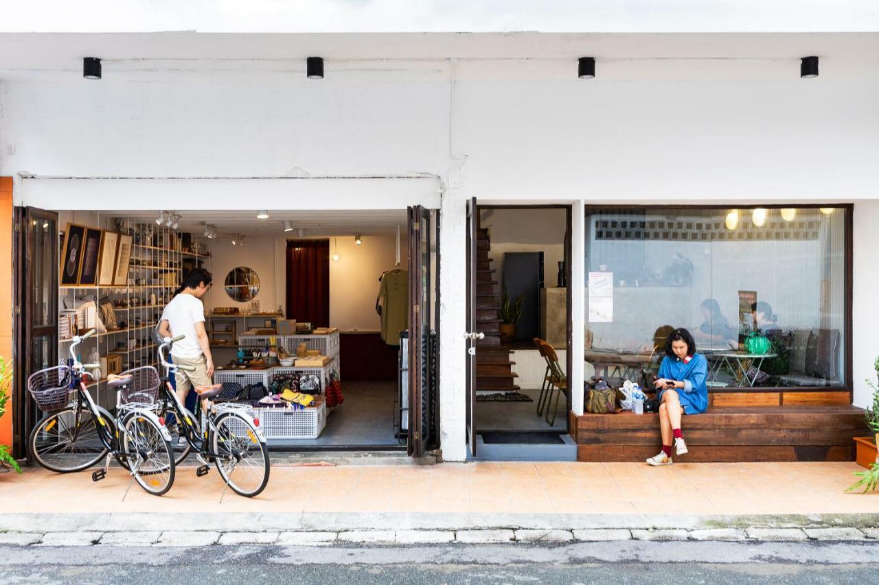 Bed and Breakfast The Localist Chiangmai (Adults Only) Чіангмай Екстер'єр фото