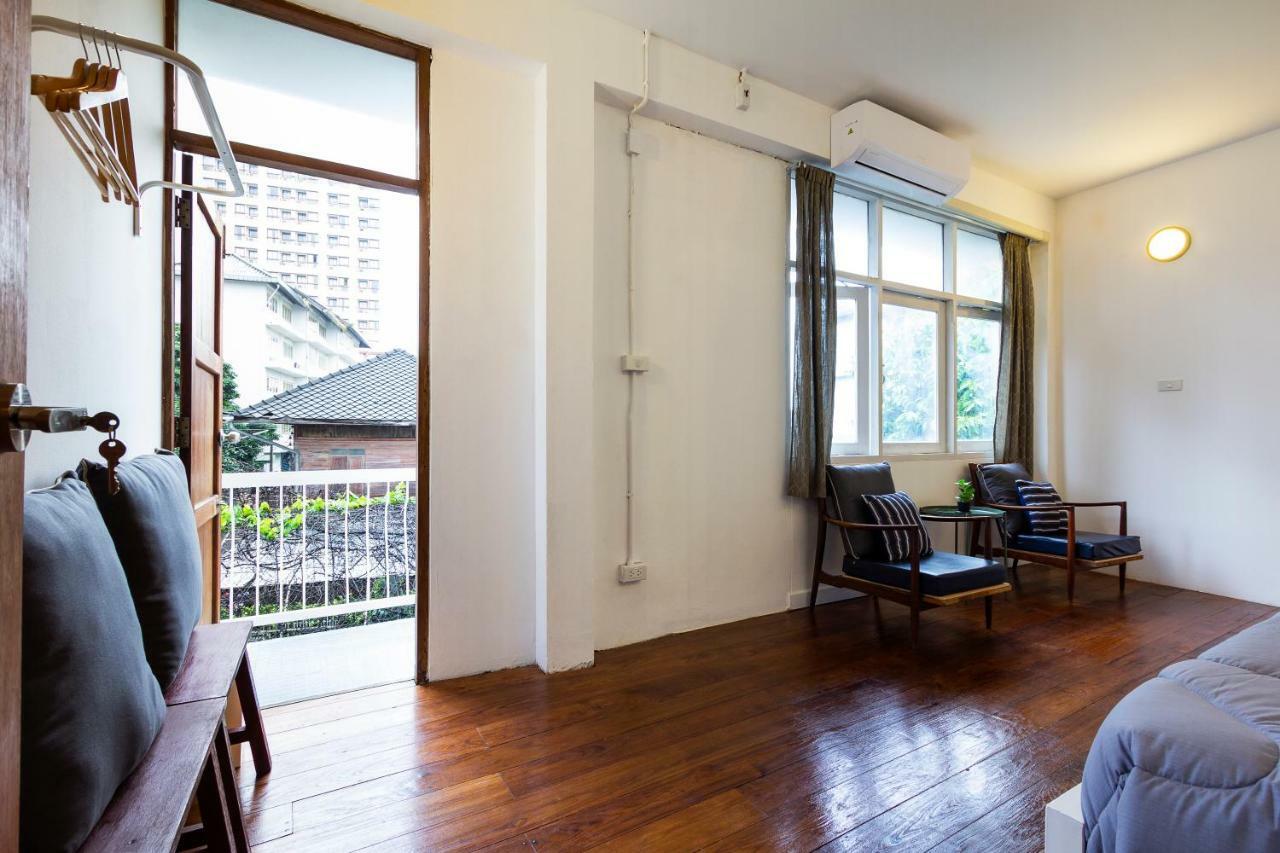 Bed and Breakfast The Localist Chiangmai (Adults Only) Чіангмай Екстер'єр фото